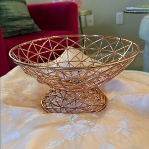 Source Unknown Rose Gold Wire Basket